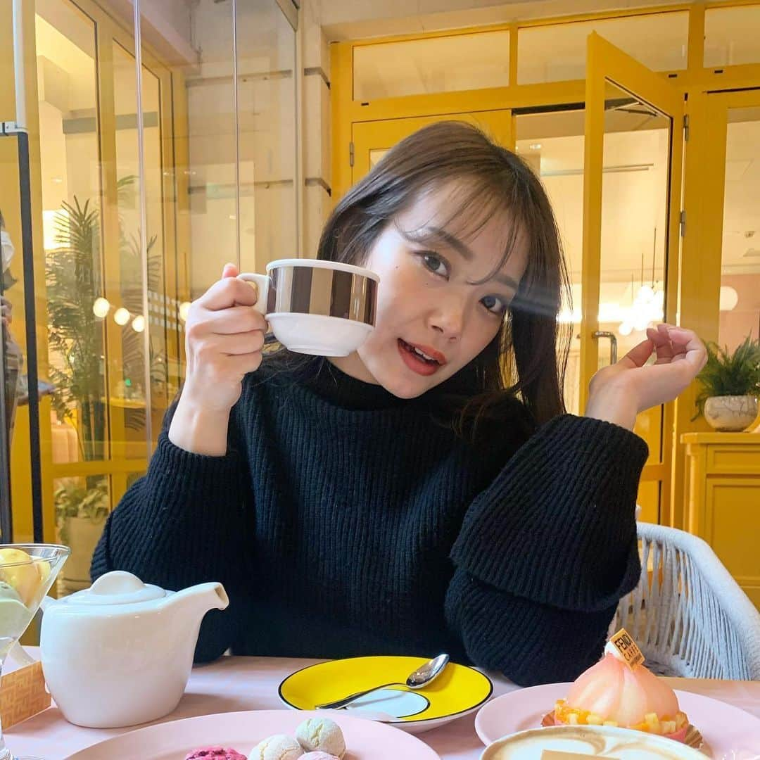 青科まきさんのインスタグラム写真 - (青科まきInstagram)「🧸☕️💛」12月13日 18時49分 - maki_aoshina