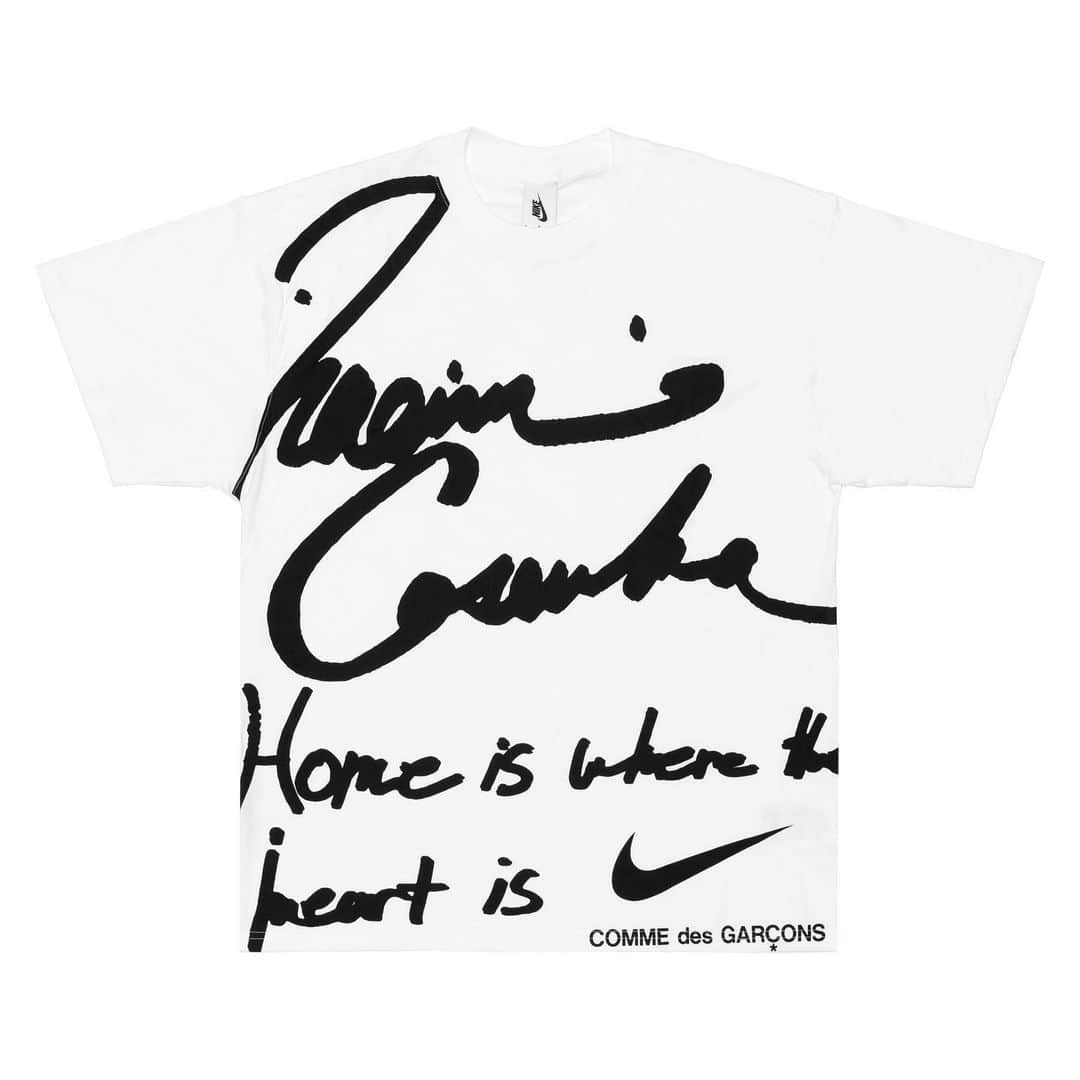 DOVER STREET MARKET GINZAさんのインスタグラム写真 - (DOVER STREET MARKET GINZAInstagram)「NAOMI OSAKA / Athlete  People of the Year by Comme des Garçons and SWITCH now available at Dover Street Market Ginza 1F and the DSMG E-SHOP @naomiosaka @nike @switch_magazine @doverstreetmarketginza #doverstreetmarketginza」12月13日 10時50分 - doverstreetmarketginza