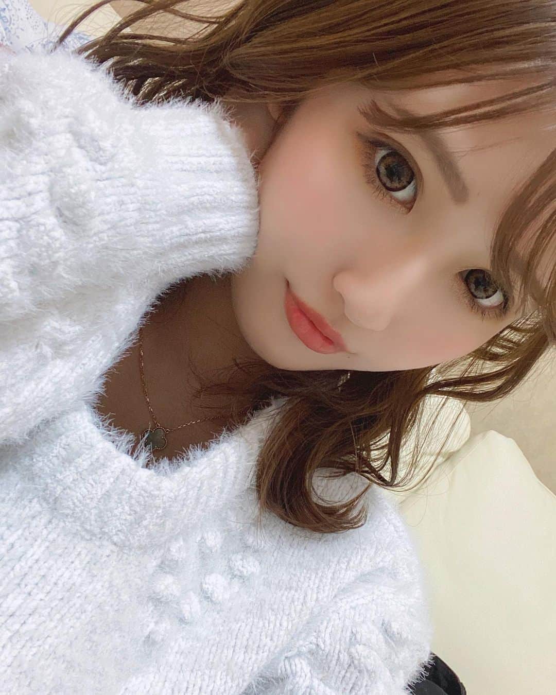 まるのインスタグラム：「休肝日🥺  今週は、17.18休みです💜❤💙💚  #愛知県#名古屋#錦#錦3#ミリオンレジャーホールディングス #マリオットビル#ナイツネット東海#サロンドゴールド #東京#大阪#北海道#福岡#六本木#銀座#歌舞伎町#北新地#ミナミ#すすきの#中洲#キャバクラ#キャバ嬢#美女#美人#イケメン#ホスト#相互フォロー#いいね返し」