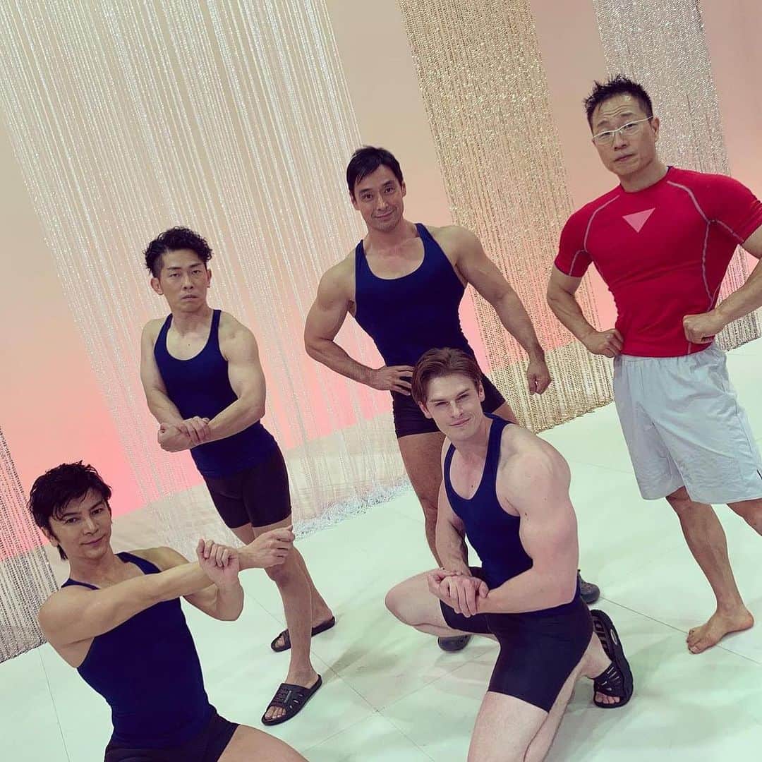 村雨辰剛さんのインスタグラム写真 - (村雨辰剛Instagram)「「みんなで筋肉体操生放送フェス」 リモートで参加してくれた皆さんのおかげでとても良いイベントになりました。本当にありがとうございました！💪 #みんなで筋肉体操」12月13日 11時06分 - tatsumasa.murasame