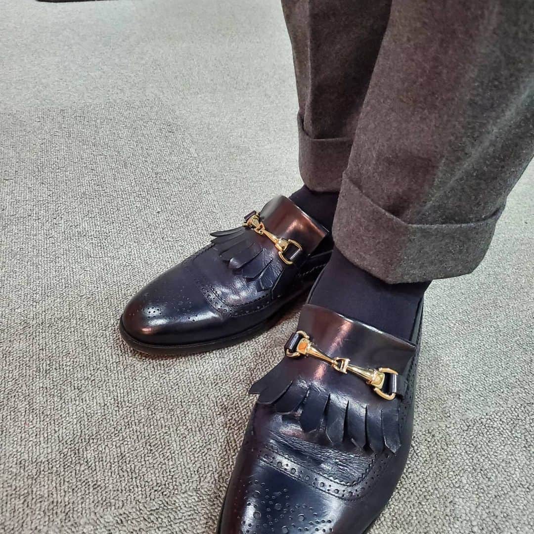 峰竜太さんのインスタグラム写真 - (峰竜太Instagram)「#アッコにおまかせ❗ #suit#elegance #shits#yamatoyashirt#tie#liverano_liverano #shoes#doucalsshoes」12月13日 11時18分 - mineryuta