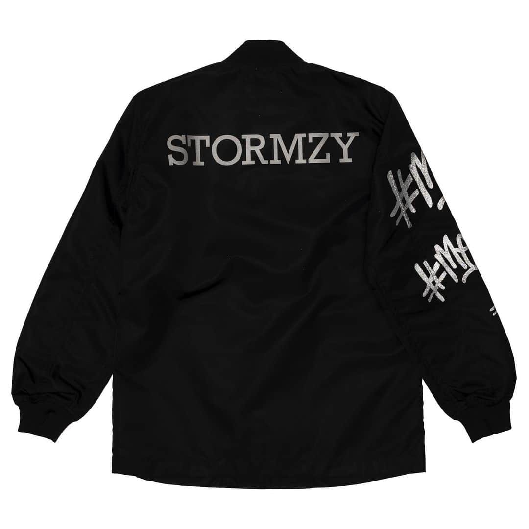 DOVER STREET MARKET GINZAさんのインスタグラム写真 - (DOVER STREET MARKET GINZAInstagram)「STORMZY / Musician  People of the Year by Comme des Garçons and SWITCH now available at Dover Street Market Ginza 1F  and the DSMG E-SHOP @switch_magazine @doverstreetmarketginza #STORMZY #doverstreetmarketginza」12月13日 11時20分 - doverstreetmarketginza