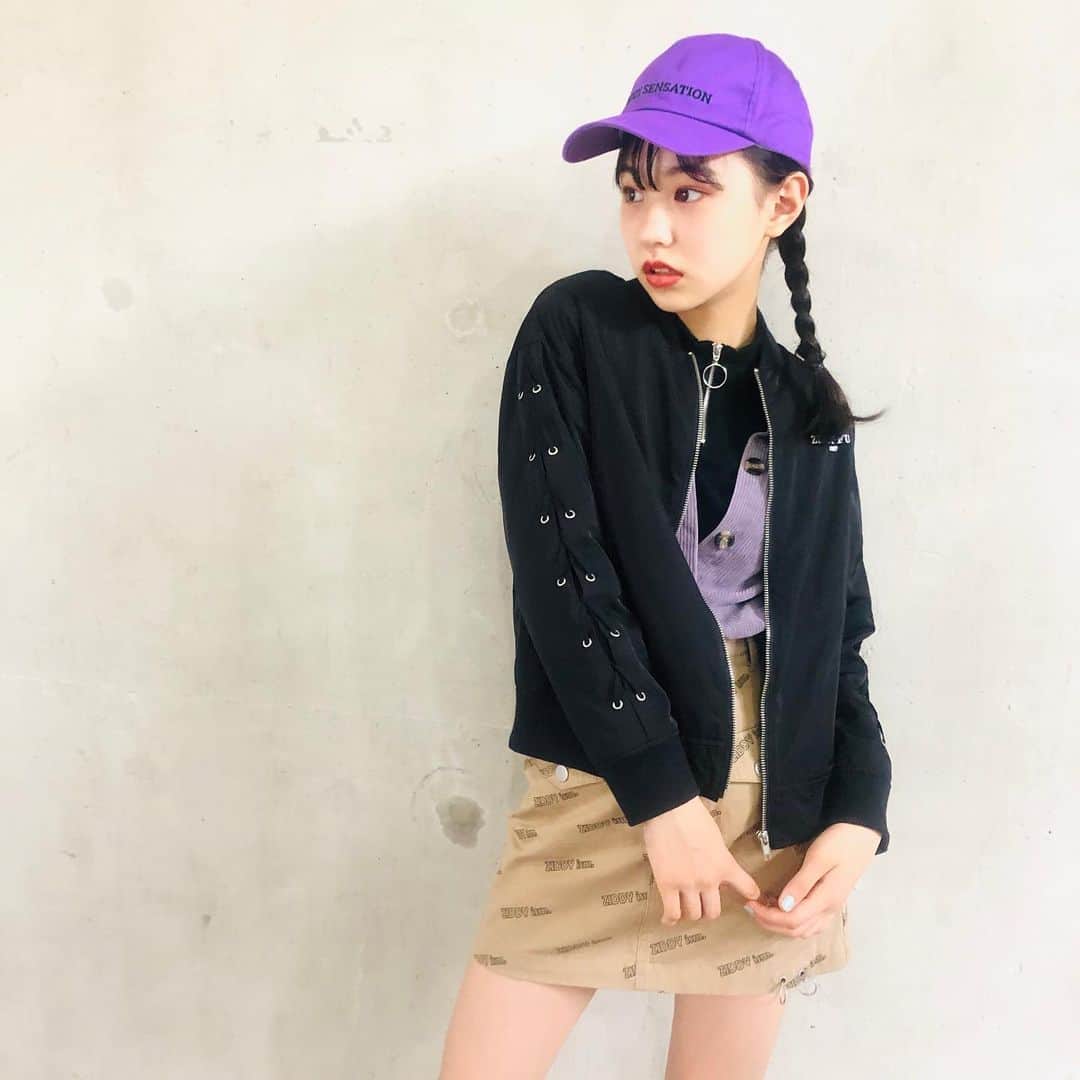 ニコ☆プチのインスタグラム：「💜🍇🦄😈👾 . . . 全身ジディーのもんちゃん🖤 . . . #森﨑美月」