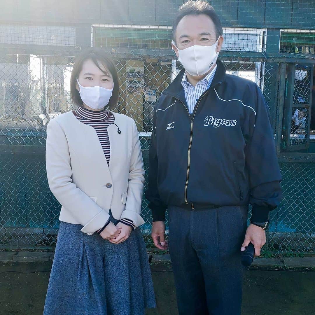 のインスタグラム：「懇意にしている阪神タイガースの和田豊さん🙂 今年も大会関係者のご尽力により厳しい状況下においても万全の感染症対策で第5回和田豊旗争奪少年野球大会が開催され、本日の閉会式に和田豊さんがお越しになりました。 和田豊さんから「野球は打つことばかりが目立つが守備が大切」というお話があり、私からは来賓挨拶において「和田豊さんがお話されたように守備は大切。今年もあと残りわずかですが、２０２０年は攻めの一年ではなく守りの一年となり、我慢やストレスも溜まったと思うが、必ずこの経験を糧にしてもらいたい。選手の皆さんにエールを送ります！」とお話させていただきました。 #阪神タイガース  #和田豊 さん #千葉県議会議員 #水野ゆうき  #我孫子 #松戸 #少年野球  #少年野球チーム #少年野球⚾️」
