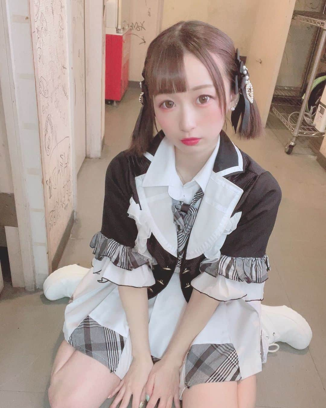 平野ほのかのインスタグラム：「~﻿ ﻿ ﻿ ~﻿ ﻿ ｜白色も似合うかな？？🐰🤍｜﻿  ﻿ ~﻿ ﻿ #平野ほのか #衣装 #アイドル衣装 #白﻿ #白色 #白担当 #コスプレ #アイドル ﻿ #ロリ #ロリコン #幼児 #幼女 #バブちゃん﻿ #地雷 #量産型 #ツインテール #ツイン ﻿ #instagood #happy #followme #love﻿ #good #follow #followforfollowback」