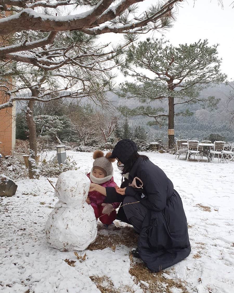 チェ・ジョンユンのインスタグラム：「#우리들의눈사람 좋은사람이길 바래 너도 우리도..」