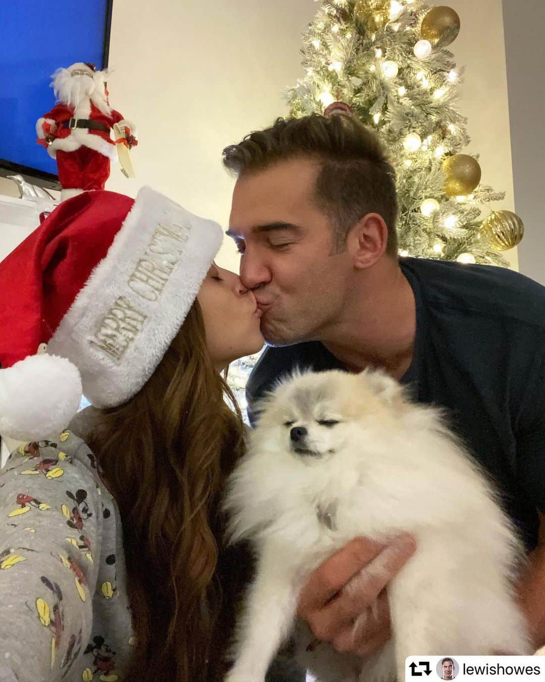 のインスタグラム：「#repost @lewishowes ・・・ You can’t lose when you focus on being and creating love. Missing my Bonita Latina @iamyanetgarcia and can’t wait to see you soon!  Also, what do you think @iamthemamacita is thinking right now? Caption her exact thoughts below 🤣」