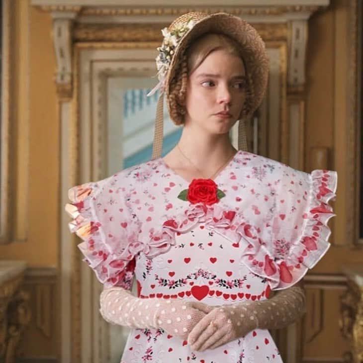 のインスタグラム：「Love @anyataylorjoy as Emma wearing Rodarte’s FW20 Heart and Floral Dress. Collage by @benjaminseidler of @autumndewilde’s beautiful film @emmafilm. @anyataylorjoy gives such an incredible performance in the titular role. 🌹 #rodarte #anyataylorjoy」