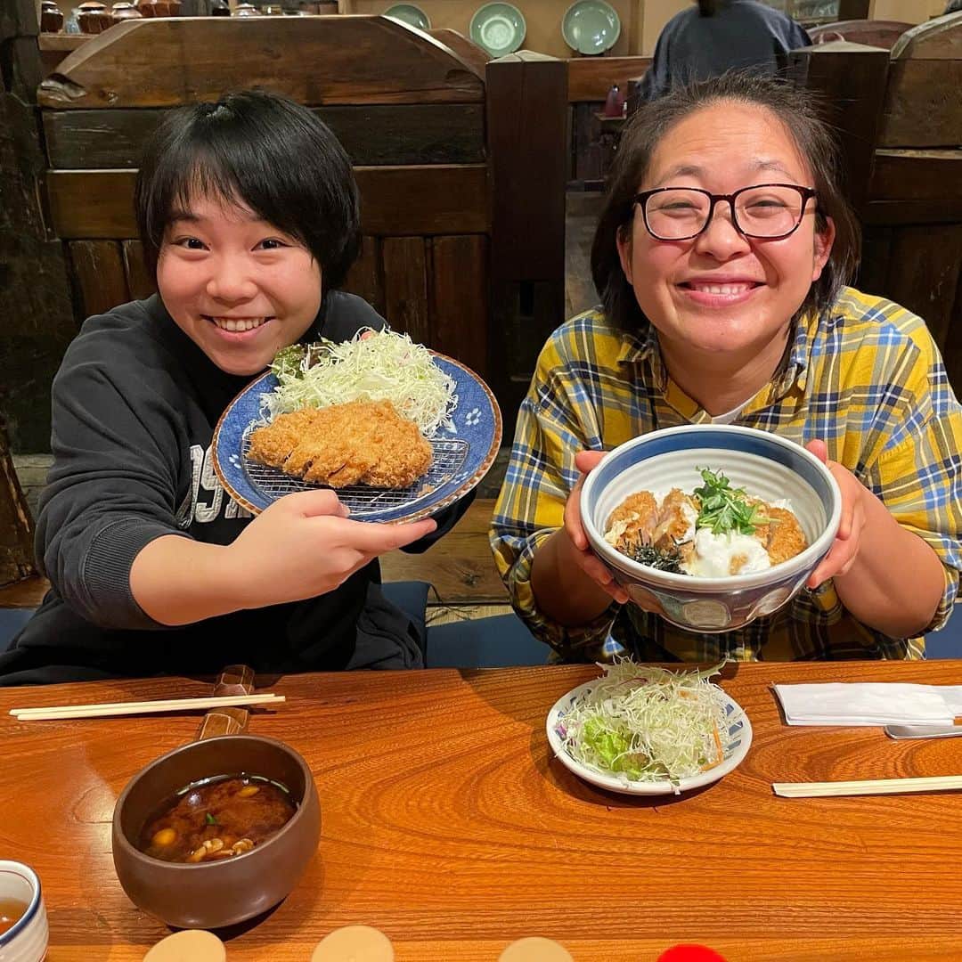 崎山祐のインスタグラム：「大きくなれよ  #W優勝祈願 #親友」