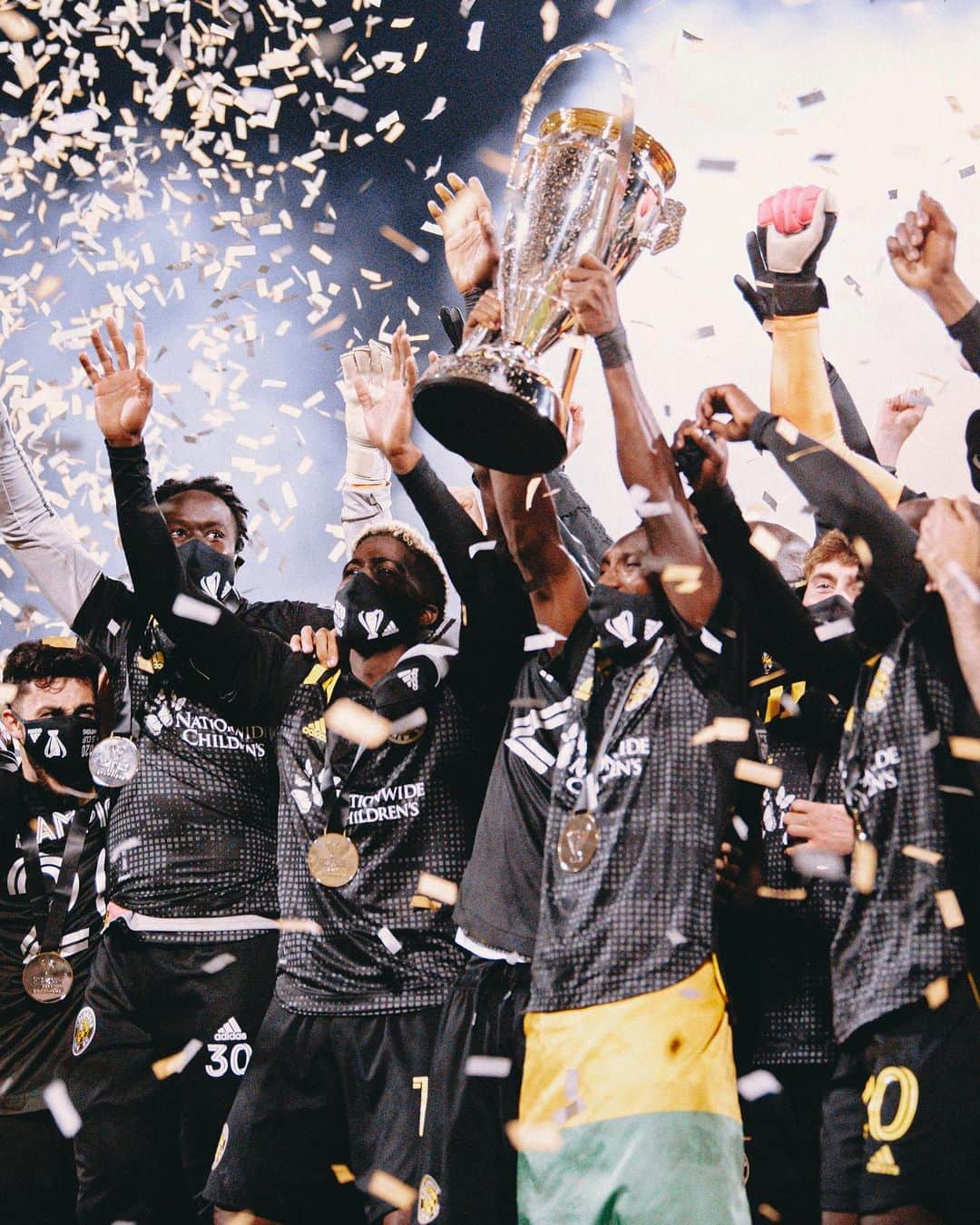 adidas Footballさんのインスタグラム写真 - (adidas FootballInstagram)「The Crew came through. One team. One city. One more #MLSCup title. Congratulations @columbuscrewsc, the 2020 @mls Cup Champions. 🏆  #Football #Soccer #adidasFootball」12月13日 13時34分 - adidasfootball