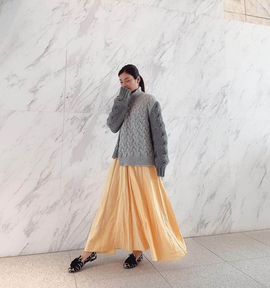 村上瑠美奈さんのインスタグラム写真 - (村上瑠美奈Instagram)「私服。  onepiece @forte_forte  knit @stellamccartney  shoes @giuseppezanotti   #るみな服#ootd#fashion#stellamccartney #forteforte」12月13日 13時40分 - ruminamurakami