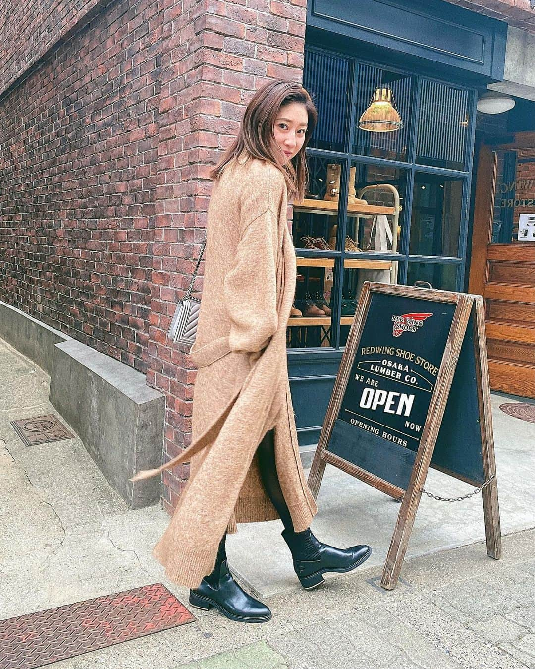 七菜香さんのインスタグラム写真 - (七菜香Instagram)「OOTD🍂 ・ @wrinn_ のロングニットが暖かくて 可愛くて最高🤍🤍🤍 オシャレで環境に優しいwrinnは幸美さん @yukimikawashima の新ブランド☺️👏🏻 お洋服もコンセプトもとても素敵です💐 ・ ・ ・ ・ ・ ・ ・ #ootd #outfit #outfitoftheday #fashion #dailylook #fashiongram #wrinn #chanel #zara #winterfashion #instagram #instagood #私服 #冬服コーデ #ママコーデ #女の子ママ #🍂」12月13日 13時51分 - nanaka0118