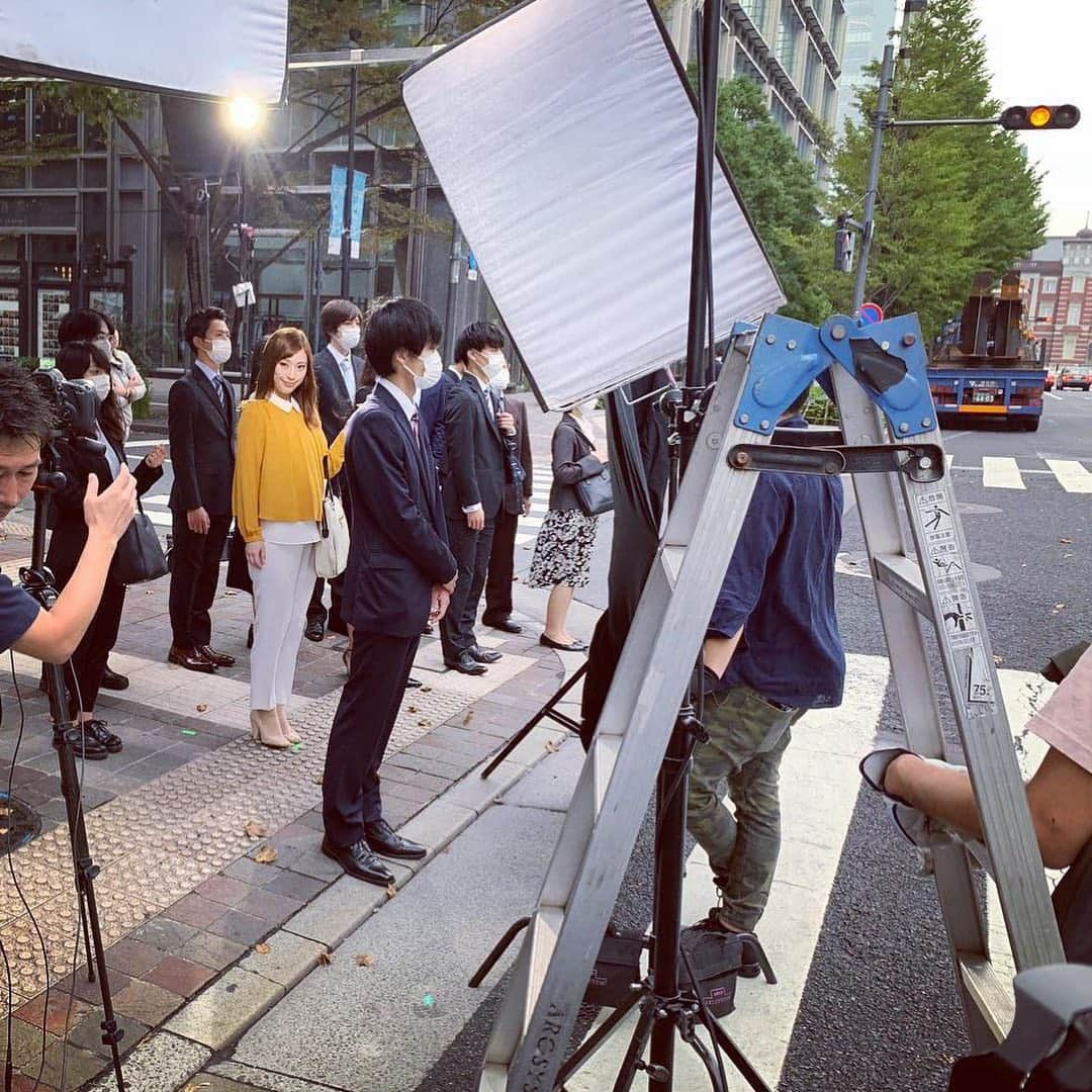 藤井香愛さんのインスタグラム写真 - (藤井香愛Instagram)「私が出演させていただいている  フマキラー 「アレルシャット  ウイルス花粉イオンでブロック」のテレビCMが  12/14(月)〜またまた放送されることになりました😄  放送される時間は、テレビ局によって違います。 以下のテレビ局にて放送予定です ↓↓↓  EXテレビ朝日 TXテレビ東京 MBS毎日放送 ABC朝日放送テレビ TVOテレビ大阪 CBCテレビ THK東海テレビ放送 TVAテレビ愛知   KBC九州朝日放送 TVQテレQ STV札幌テレビ放送 HTB北海道テレビ放送 TVHテレビ北海道 ATV青森テレビ ABA青森朝日放送 IBC岩手放送 MIT岩手めんこいテレビ AKT秋田テレビ AAB秋田朝日放送 YTS山形テレビ TUYテレビュー山形 YBC東北放送 OX仙台放送 MMTミヤギテレビ KHB東日本放送 FTV福島テレビ KFB福島放送 BSN新潟放送 UX新潟テレビ21 SBC信越放送 ABN長野朝日放送 UTYテレビ山梨 SBS静岡放送 SUTテレビ静岡 SATV静岡朝日テレビ KNB北日本放送 BBT富山テレビ放送 MRO北陸放送 ITC石川テレビ放送 FTB福井テレビジョン放送 BSS山陰放送 TSKさんいん中央テレビ RCC中国放送 HTV広島テレビ放送 TYSテレビ山口 YAB山口朝日放送 OHK岡山放送 RNC西日本放送 JRT四国放送 EBCテレビ愛媛 ITVあいテレビ KUTVテレビ高知 STSサガテレビ NBC長崎放送 NCC長崎文化放送 RKK熊本放送 KAB熊本朝日放送 OBS大分放送 TOSテレビ大分 MRT宮崎放送 MBC南日本放送 KTS鹿児島テレビ放送 RBC琉球放送 OTV沖縄テレビ放送    前回より放送エリアも拡大され、たくさんの皆様に見ていただけるかと思います😉🌟   これからの時期にまさにピッタリな「アレルシャット 」 ぜひ使ってみてくださいね！   #アレルシャット  #フマキラー #ウィルス対策  #宇宙服 #CM出演」12月13日 14時23分 - fujii_kawai