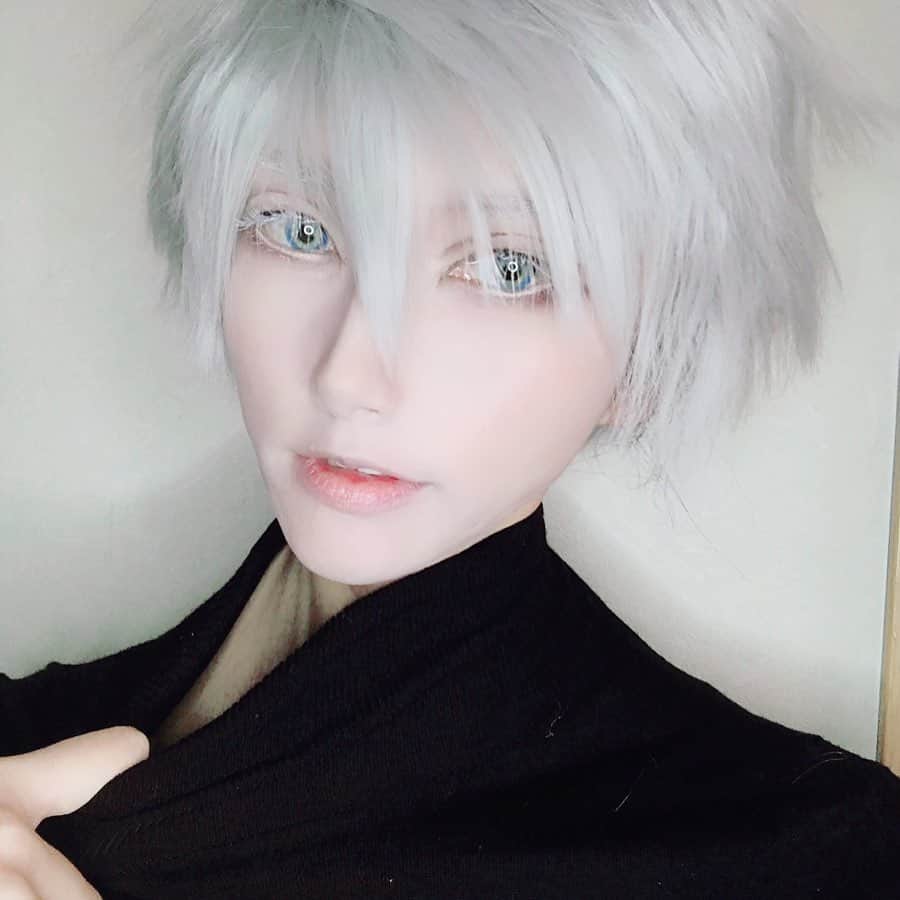 鷹村アオイのインスタグラム：「. 唐突にメイク練習。  #コスプレ #コスプレイヤー #cosplay」