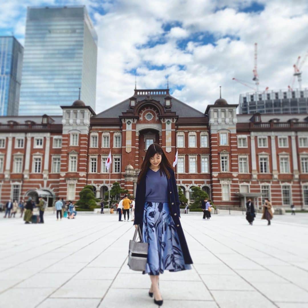清水彩子さんのインスタグラム写真 - (清水彩子Instagram)「#東京駅 #🗼 #天気良い☀️」12月13日 16時43分 - ayakosugar