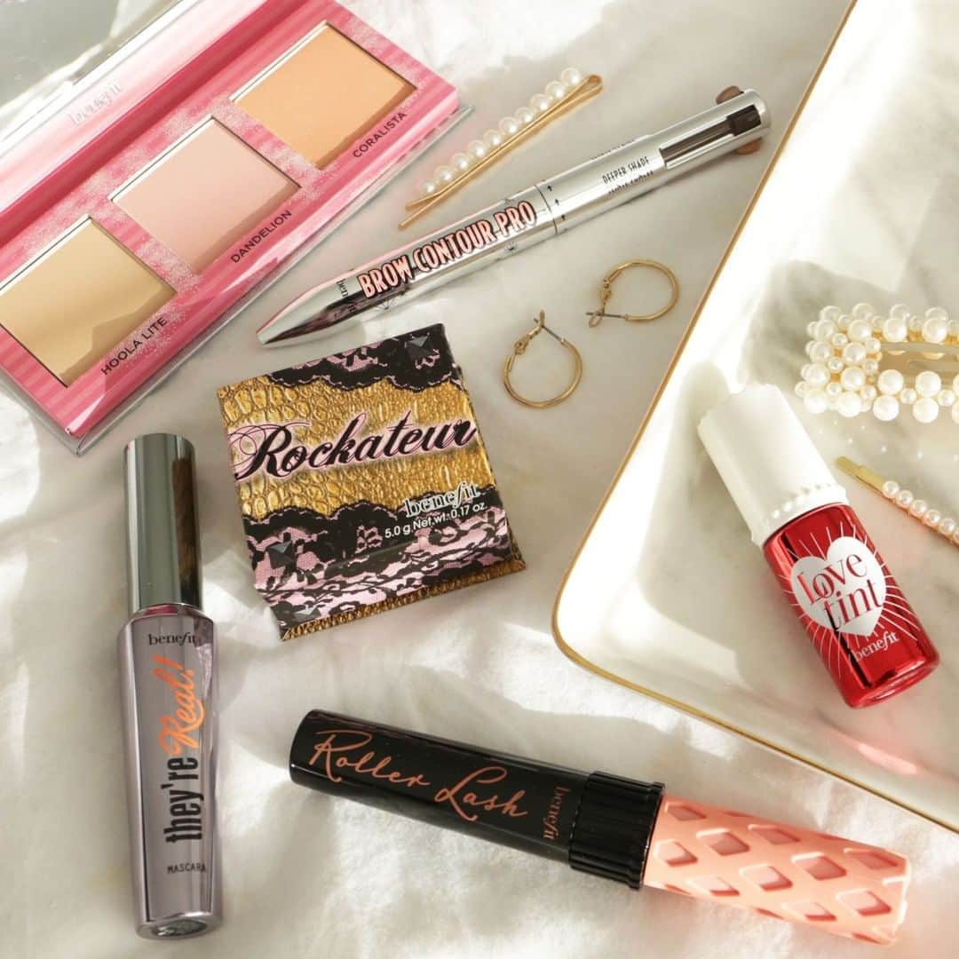 Benefit Cosmetics UKさんのインスタグラム写真 - (Benefit Cosmetics UKInstagram)「Easy like a Sunday morning 💖 These makeup essentials will have you set for the day Gorgeous ✨」12月13日 17時00分 - benefitcosmeticsuk