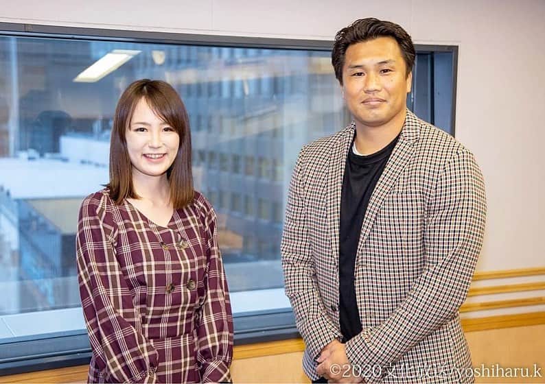 のインスタグラム：「文化放送スポスタ☆ＭＩＸ　ＺＯＮＥ‼️昨年の9月以来と長い期間が空いてしまいましたがまた出演出来て光栄です❣️ 舘谷春香アナとも久しぶりで2人で噛みまくりましたね🥴😂😂🤣 競馬予想、一着は当てたのですが…。でも、とっても楽しい時間をありがとうございました🤟🏻ソダシーーー‼️」