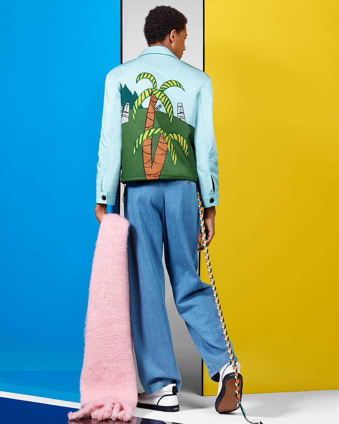 Loeweのインスタグラム