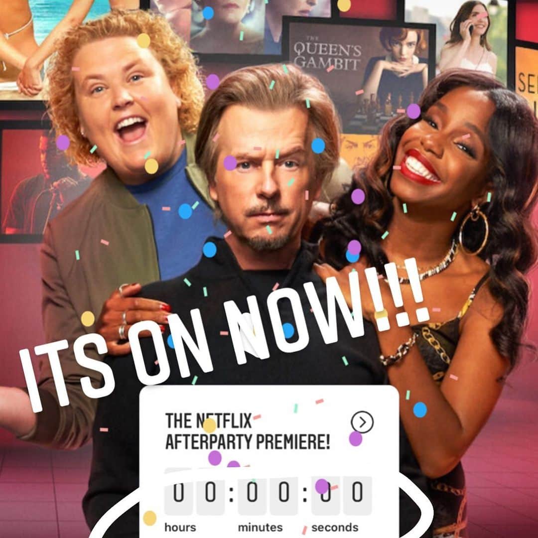デヴィッド・スペードのインスタグラム：「STREAMING NOW!! TAKE A PEEP!  The year in review.  #thenetflixafterparty @netflixisajoke.  @jokoy」