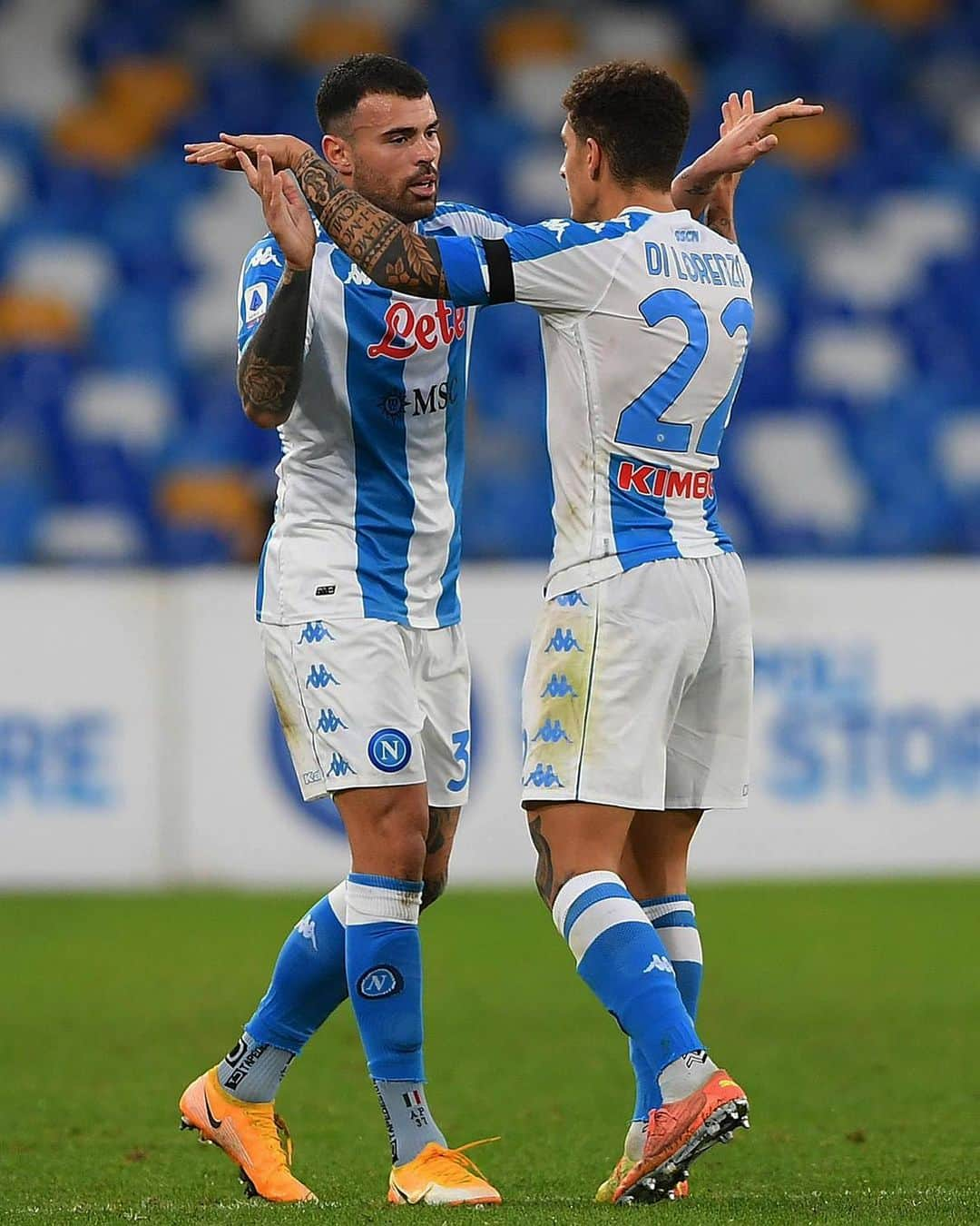 アンドレア・ペターニャさんのインスタグラム写真 - (アンドレア・ペターニャInstagram)「Una domenica da Bulldozer 🚜 150 partite in A, goal e 3 punti!  Bravi tutti 💙💙💙 #forzanapolisempre」12月14日 3時49分 - andreapetagna