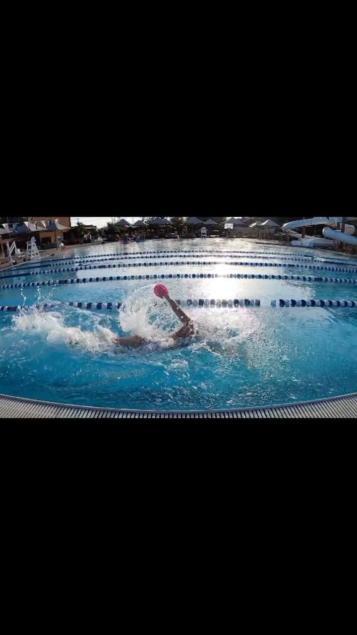 Julieのインスタグラム：「Sprint work 🏁 . . . . @arenausa #arenawaterinstinct #swimmer #summerjulep #swimming #instaswimming #usaswimming #swimtraining #swimfast #swimpractice #myswimpro #swimsmarter」