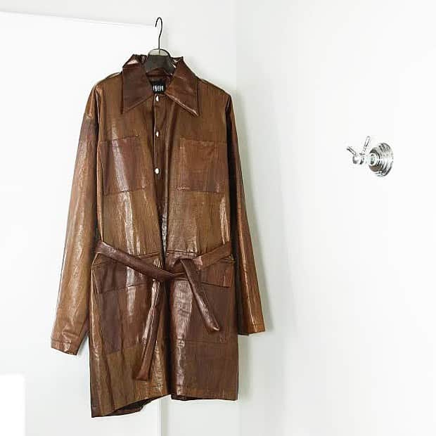 のインスタグラム：「NEW Love letter from LIMA , our IT brand @mozhmozh_  🖤  Natural rubber coat   __________________________ #CITYSHOP #mozhmozh  #Shibuya #Shinjuku #TOKYO #OSAKA #KYOTO #FASHION #FOOD #CULTURE」