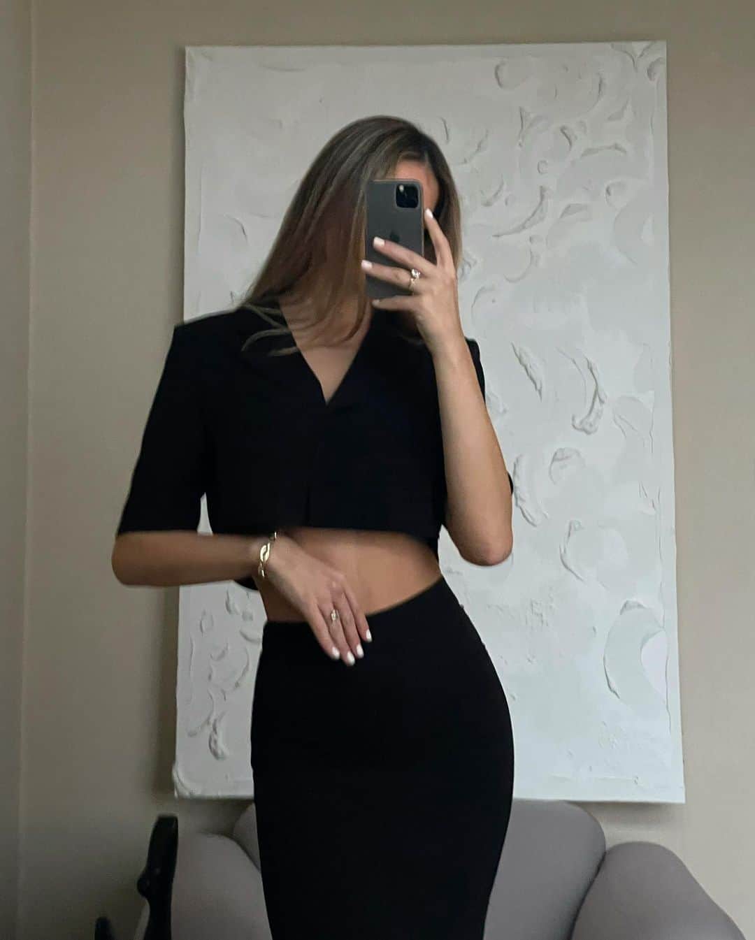 Mathilde Goehlerのインスタグラム：「Can’t believe all the positive feedback. I was so hopeful that you would love this collection, we did for you 🖤 thank you for being on this journey with us. I am very grateful 🥺」