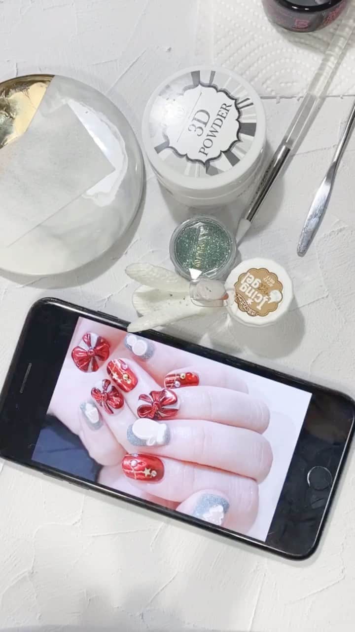 なかやまちえこのインスタグラム：「①ジェルの3Dミクスチュアを作ります。 ①I make 3d mixture with gel.⠀ YouTube has an English subtitle.⠀  PREGEL・Betty gel・きまぐれキャット・PREANFA・PREXY商品は、ネイリストの方は↓ ⠀ プリモール @nail_premall ⠀ http://gelnailshop.com/ ⠀ ⠀ キャンディポケット @candypocket_official ⠀ http://www.beautysupport.jp/sm/script_main/shoptop.php ⠀ ⠀ セルフの方は↓ ⠀ ジョイアート @joyartofficial ⠀ http://joyart.biz/ ⠀ ⠀ にて購入頂けます☺️⠀⠀ ⠀ #nail #nails #nailart #ネイル #美甲 #ネイルアート  #japanesenailart #manucure #japanesenails #manicurist #gelnails #أظافر #네일아트 #미용 #vẽmóng #ngườiđẹp  #เพ้นท์เล็บ #искусствоногтя #artedeuñas #เพ้นท์เล็บเจล #ジェルネイルデザイン #ネイルデザイン #senikuku #nagelkunst #クリスマスネイル #christmasnails #アイシングクッキー #icingcookies #冬ネイル #winternails @pregelofficial @bettygel_official @kimagure_cat_whim」