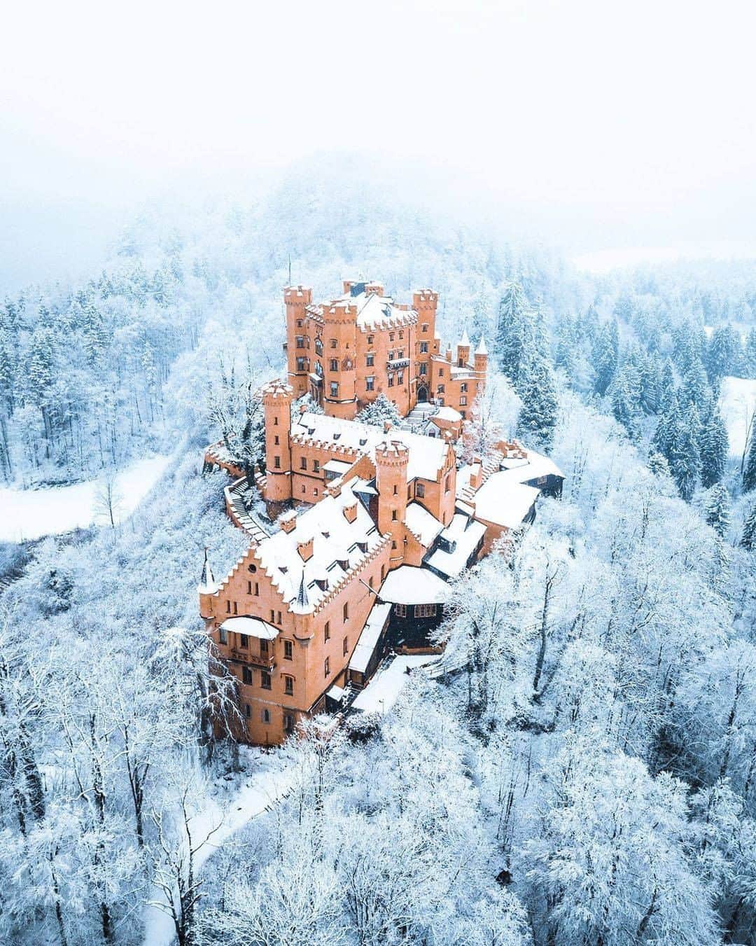 Discover Earthさんのインスタグラム写真 - (Discover EarthInstagram)「How beautiful are those winter castles In Germany? Which one is your favourite ? (1) Neuschwanstein  or (2) Hohenschwangau?  Germany is dotted with many beautiful castles of varying shapes, sizes and functions – from romantic fantasy palaces to imposing military forts and picturesque manor houses.  #discovergermany🇩🇪 with @tom_juenemann  . . . . .  #germany  #europe  #castles  #adventure  #travelling  #photo  #castlesofinstagram  #wanderlust  #picoftheday  #zamek  #art  #castles_oftheworld  #chateau  #instagood  #love  #beautiful  #medieval  #landscape  #photooftheday  #trip  #travelgram  #nature  #architecture  #history  #photography  #travelphotography  #travel  #castle」12月13日 21時00分 - discoverearth