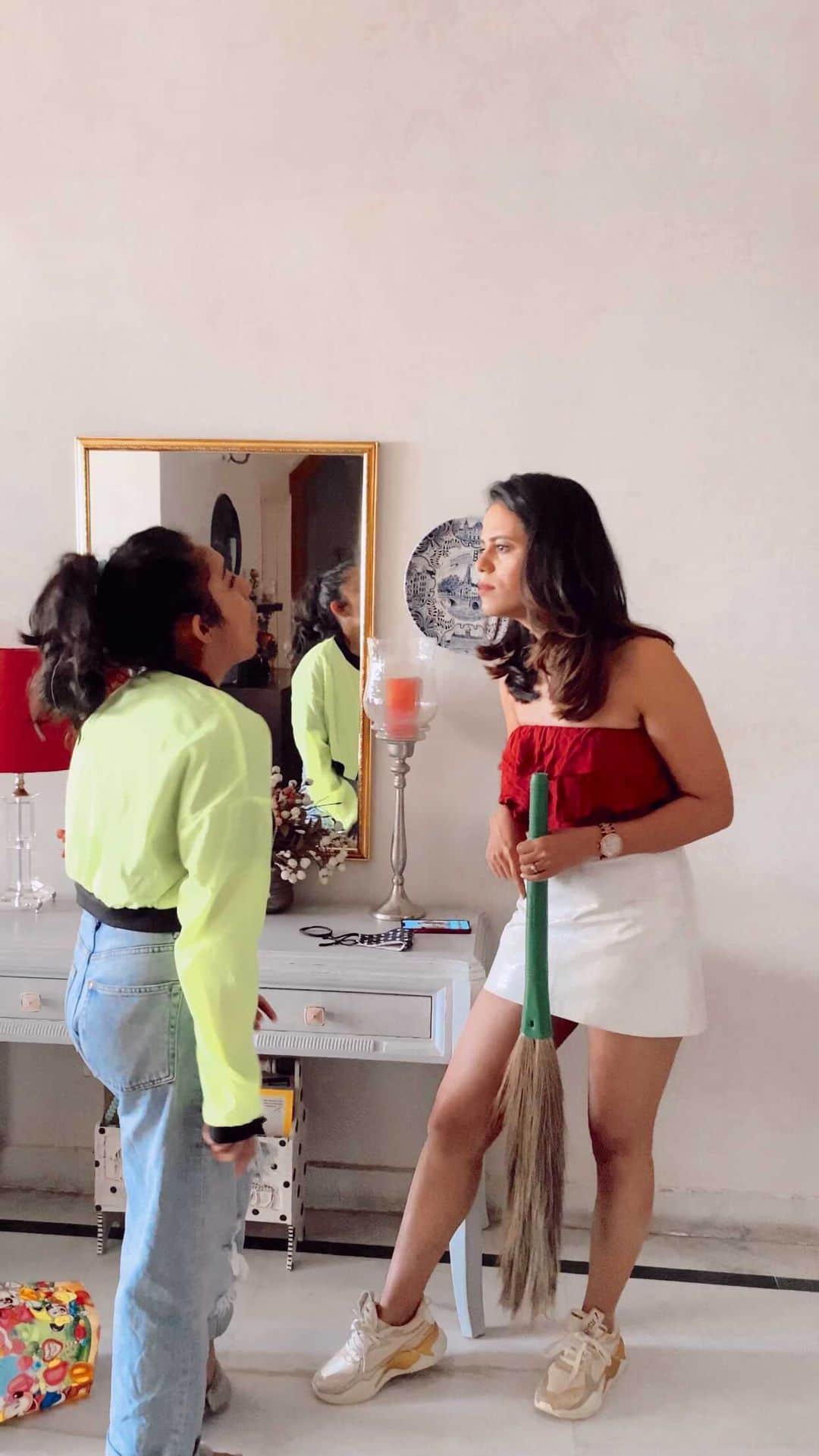 Aakriti Ranaのインスタグラム