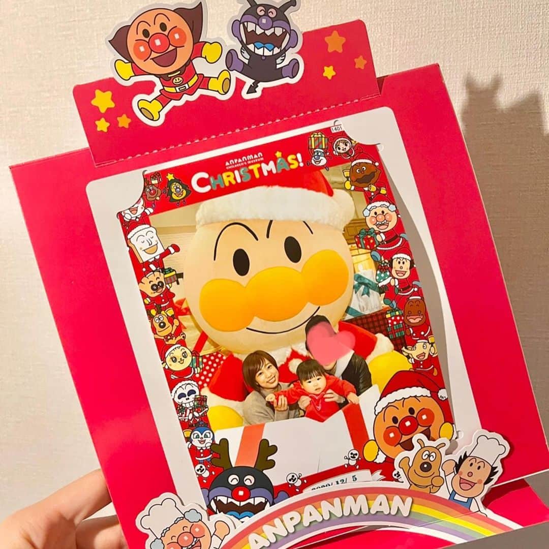 DJ YURiAさんのインスタグラム写真 - (DJ YURiAInstagram)「🔴🔴🔴  娘が大好きなアンパンマン🕺🏻﻿ ﻿ 音楽がかかる度ノリノリな娘を見ると﻿ DNAを感じます🙈﻿ ﻿ ﻿ ﻿ ﻿ #mylittlegirl﻿ #19monthsold﻿ #生後19ヶ月﻿ #1歳7ヶ月﻿ #べいびーすぅ﻿ #こどものいる生活﻿ #母娘  #アンパンマン﻿ #アンパンマンミュージアム」12月13日 21時54分 - djyuria
