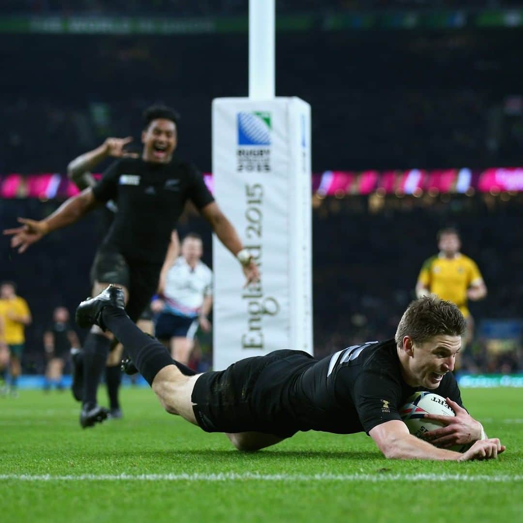 のインスタグラム：「Which was your favourite moment from Rugby World Cup 2015? 🤩」