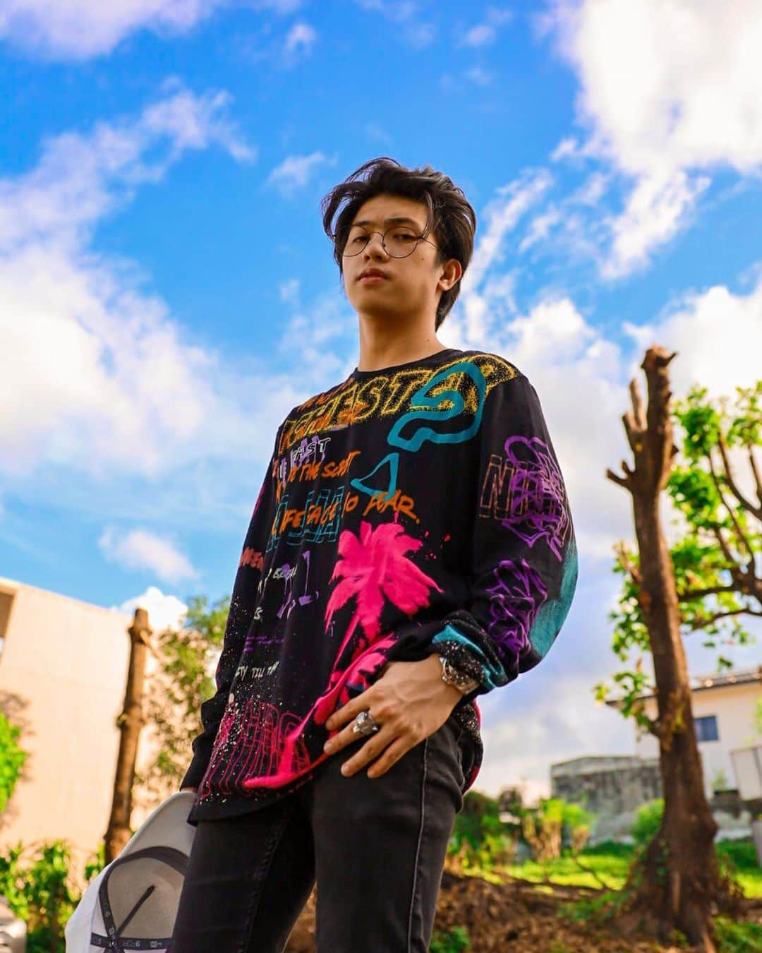 Ranz Kyleさんのインスタグラム写真 - (Ranz KyleInstagram)「The world is our canvas ...
