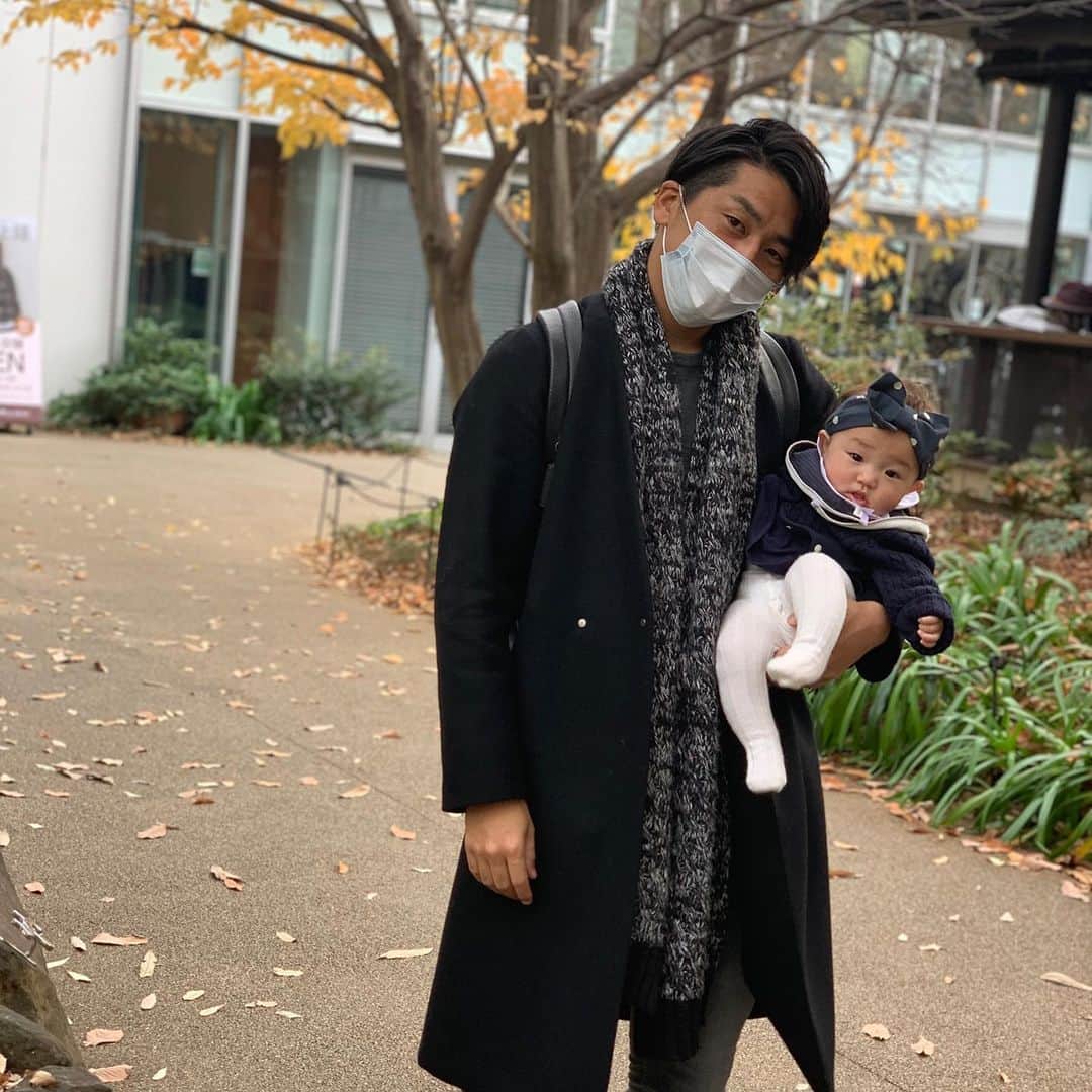 河内勇太のインスタグラム：「専属カメラマン（@shunpe32）を連れて代官山デート。おしゃんてぃなひとときを過ごしました。駐車場代が高ぇ。 #代官山  #秋 #オシャレデート」