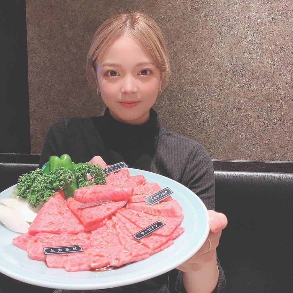 仲本莉絵瑠のインスタグラム：「#乗っける写真ない #ランダムでコメ返　#お風呂暇なんだもん #しゅきぴが撮ってくれた #ありがとマブ」