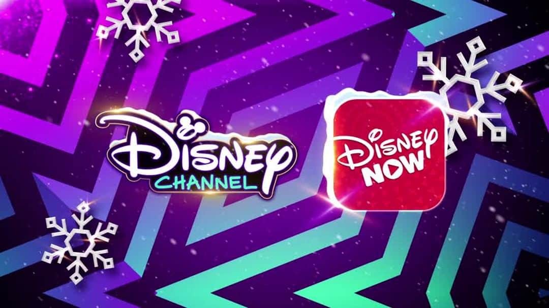 Walt Disney Worldのインスタグラム：「Play alongside @disneychannel @disneyzombies stars as they try to save the holiday magic Disney Villains stole from Magic Kingdom Park during the Disney Holiday Magic Quest Live Play! on December 13 at 8:30p in #DisneyNOW! #WaltDisneyWorld」