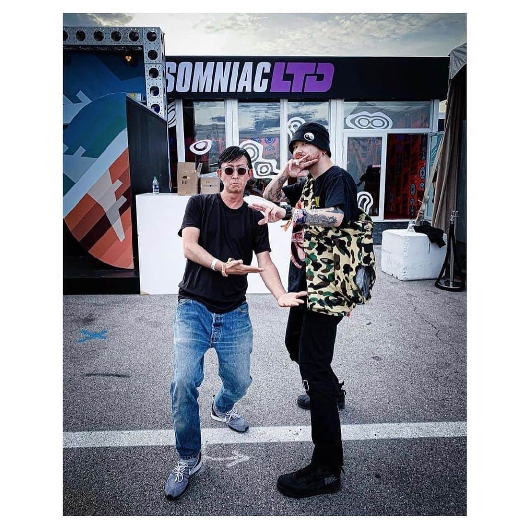 サキャスティックさんのインスタグラム写真 - (サキャスティックInstagram)「@kennicam REPOST from @edc_lasvegas last year.  イベントについての彼の記事もここでチェックしてくださ @kennicam」12月13日 23時44分 - paultbythesea