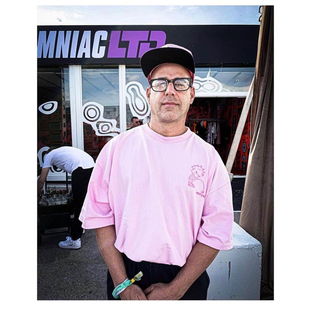 サキャスティックのインスタグラム：「@kennicam REPOST from @edc_lasvegas last year.  イベントについての彼の記事もここでチェックしてくださ @kennicam」