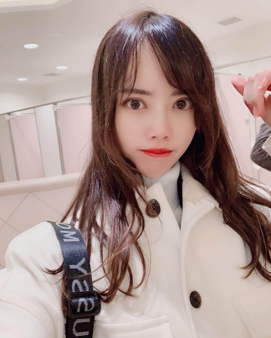 hina2221のインスタグラム：「髪の毛ボブにしたいなー🐻 . . .  #ゴルフ女子 #taylormade #ドライバー#スライス#ゴルフ男子#ゴルフ好きな人と繋がりたい#ゴルフレッスン#ゴルフスイング動画 #練習記録#ゴルフレッスン#ゴルフ練習#ゴルフ#ゴルフ女子#筋トレ女子#ゴルフウェア#ゴルフスイング#スイング動画#ゴルフ好き#インスタゴルフ#スポーツ女子#스포츠#골프#골프웨어#高尔夫#putter#golfgirl#ゴルフジョシ」