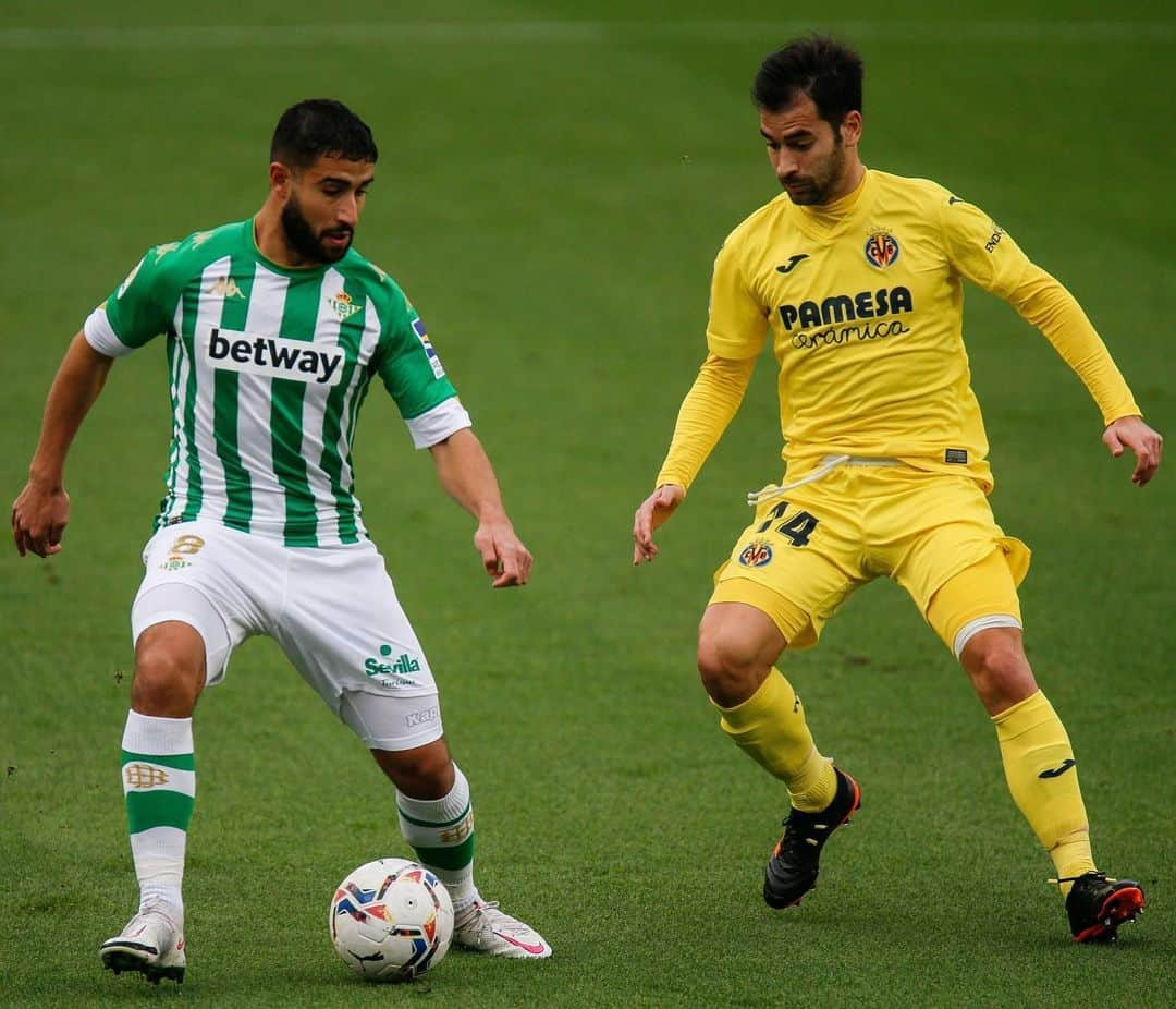 レアル・ベティスさんのインスタグラム写真 - (レアル・ベティスInstagram)「⏱⚽️ 15' 💚⚪ #RealBetisVillarreal 0-1 🟡🔵  #DíaDeBetis」12月14日 0時33分 - realbetisbalompie