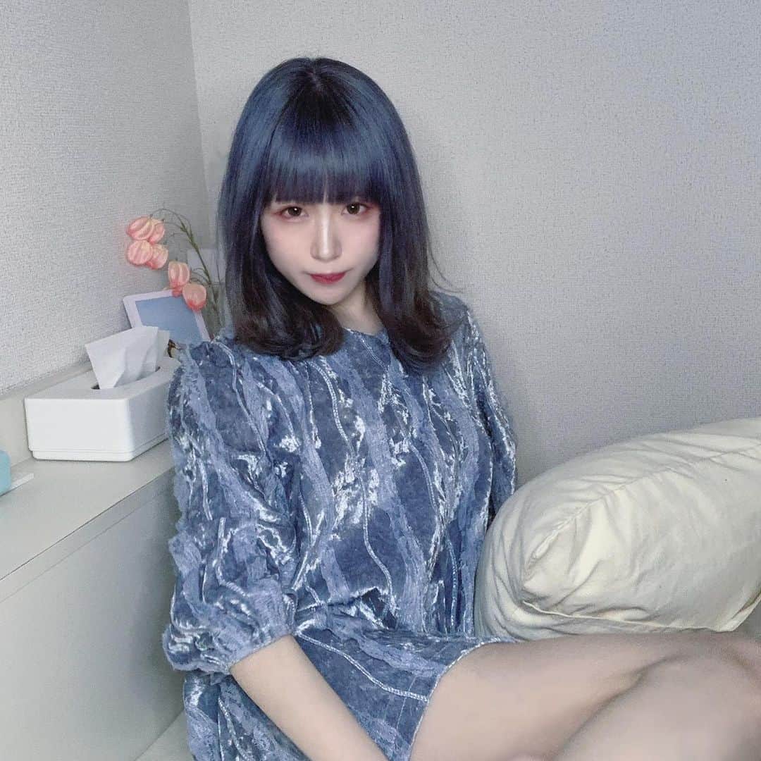 モニ子のインスタグラム：「わすれちゃやだ〜」