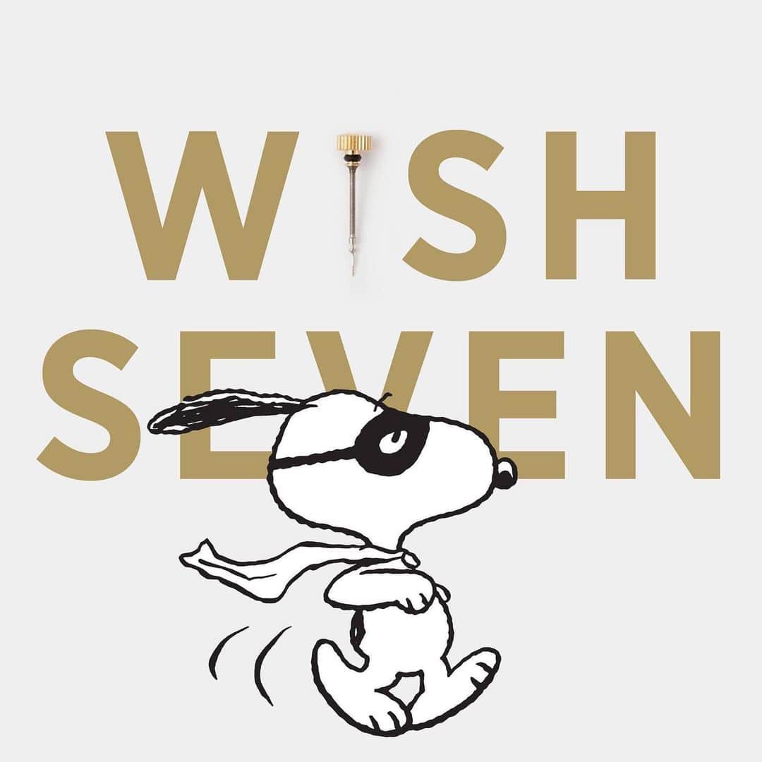 のインスタグラム：「✨ Day 7 of wish list giveaways ✨ Enter to win any Timex watch your heart wishes! Here are some of our favorites from the Peanuts gang.  To Enter: 1. Follow @timex on Instagram 2. Tell us what Timex watch you wish for in the comments below and why 3. Tag your friends for additional entries  All entries are subject to Sponsor’s Terms and Conditions, which can be found at bit.ly/2VL1CBM. One winner per giveaway will be announced the following day in our stories and will receive a Timex watch of their choice subject to stock availability. Good luck!  #timex #wedontstop #TimexHolidayWish #holiday #wish #watch #giveaway」