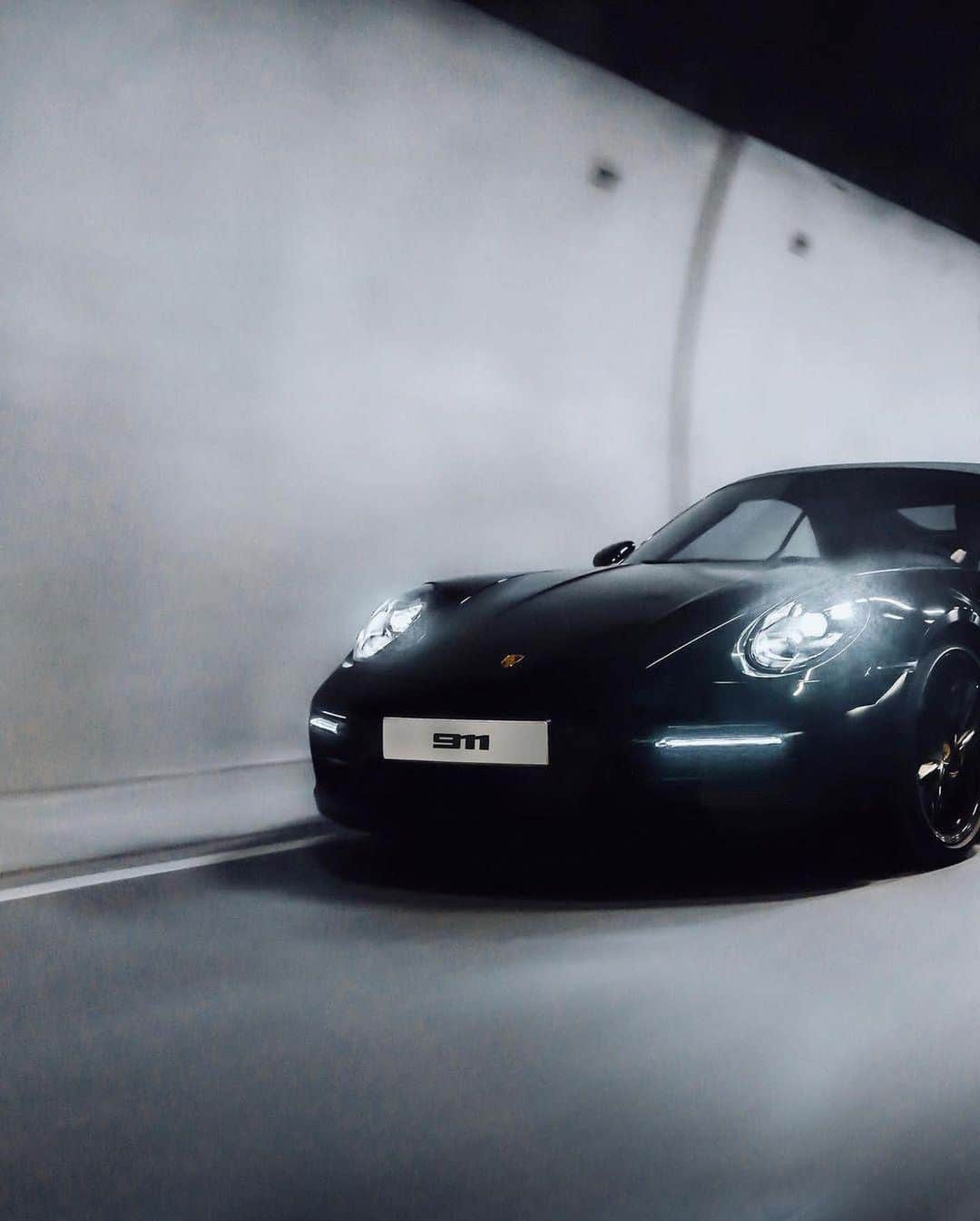 Porscheさんのインスタグラム写真 - (PorscheInstagram)「Living life for those night drives. (📸@kristianaalerud) #Porsche #PorscheMoment」12月14日 1時58分 - porsche