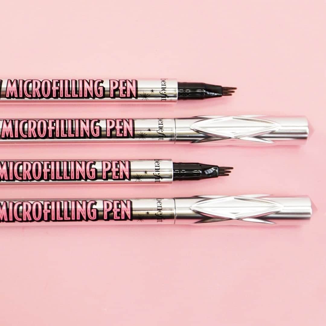 Benefit Cosmeticsさんのインスタグラム写真 - (Benefit CosmeticsInstagram)「DARE: can you comment the letters B-R-O-W-S in 5 consecutive comments below without getting interrupted?! 💖👇🏽 #browmicrofillingpen #benefit」12月14日 2時52分 - benefitcosmetics