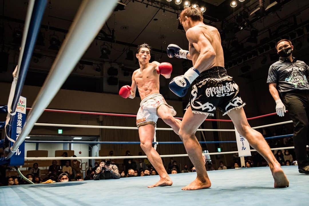瀧澤博人さんのインスタグラム写真 - (瀧澤博人Instagram)「2020,11,22(sun)Tokyo Japan . 【WMO International FeatherWeight Championship】 . Photo©︎ @jun_3716_photo  . #muaythai #kickboxing #championship #titlematch #wmo #wmomuaythai #hirohitotakizawa @wmomuaythai #瀧澤博人」12月14日 13時44分 - takizawahirohito