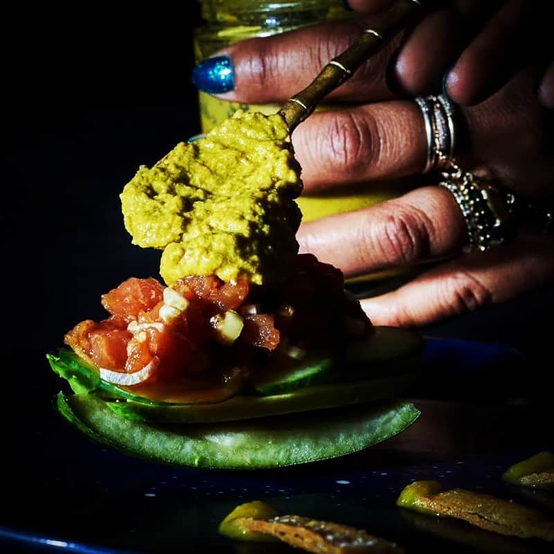 ケリスさんのインスタグラム写真 - (ケリスInstagram)「Maguro tuna and watermelon , umami baby, jalapeño pineapple hot sauce and coconut aji GOLD MINE . Bountyandfull.com it's a lifestyle」12月14日 12時19分 - kelis