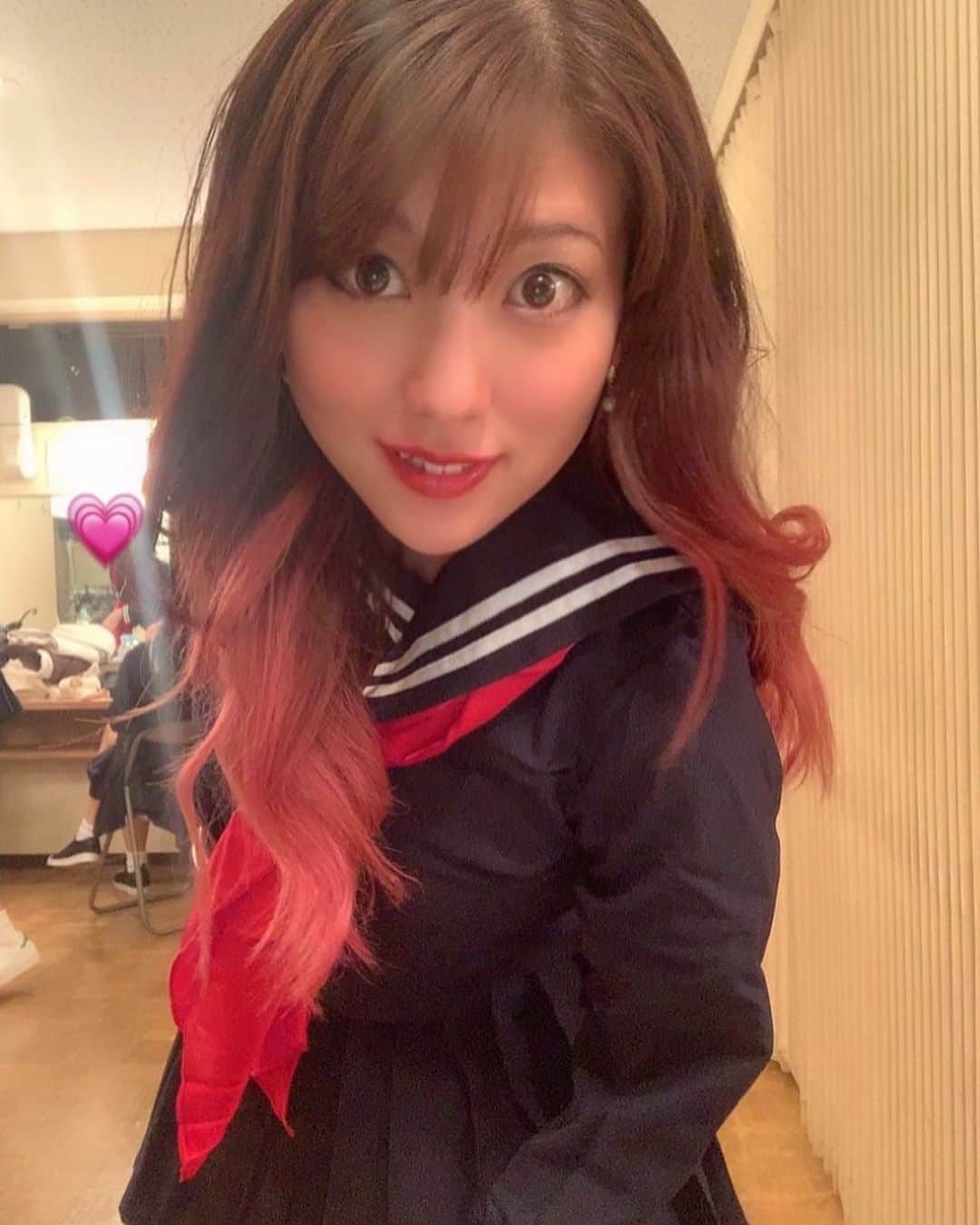 神谷麻美さんのインスタグラム写真 - (神谷麻美Instagram)「#セーラー服 と#ブルマ 着たよ☺️🎀💖笑✨」12月14日 13時14分 - asamice428