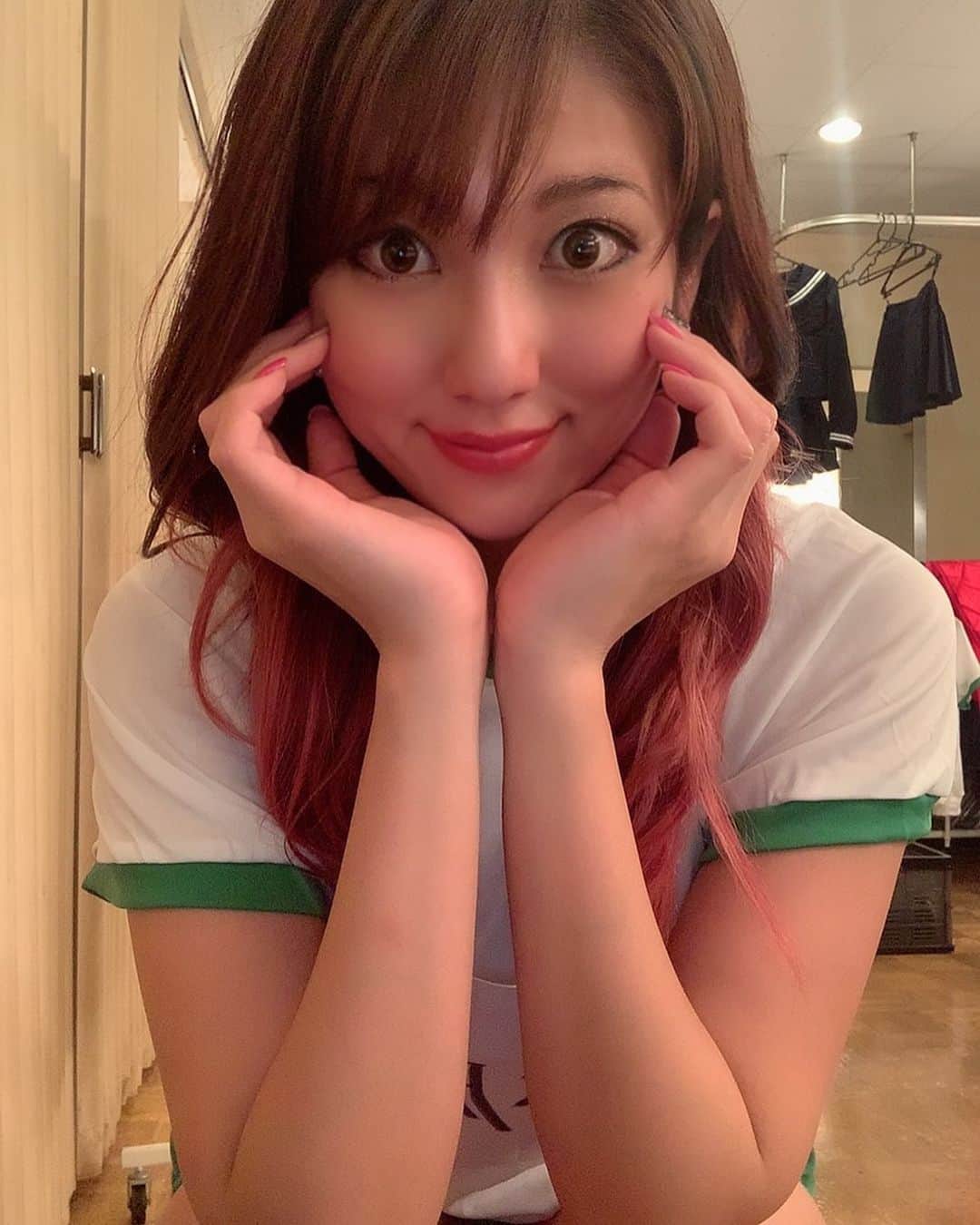 神谷麻美さんのインスタグラム写真 - (神谷麻美Instagram)「#セーラー服 と#ブルマ 着たよ☺️🎀💖笑✨」12月14日 13時14分 - asamice428