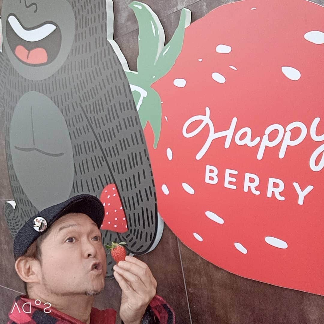 松本隆博のインスタグラム：「明日オープンだよー！ 愛知県東郷町みんなこいーー 一期一会、、なんつて ＼(☆o☆)／(~0~)」