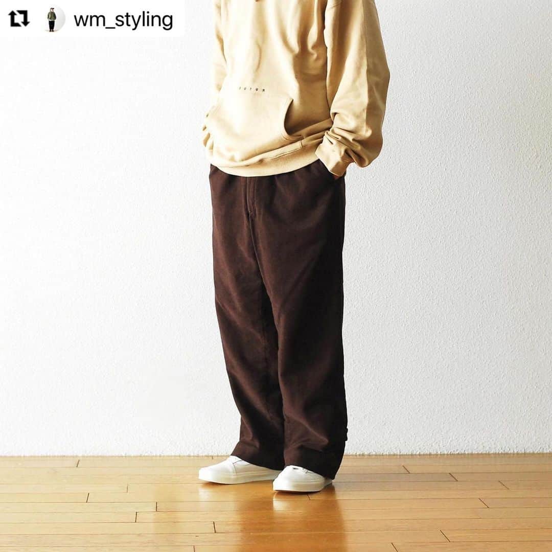 wonder_mountain_irieさんのインスタグラム写真 - (wonder_mountain_irieInstagram)「#Repost @wm_styling with @make_repost ・・・ ［#20AW_WM_styling.］ _ styling.(height 174cm weight 60kg) cap→ #HenderScheme ￥16,500- sweat→ #FUTUR　￥27,500- pants→ #itten.　￥23,100- shoes→ #VANS ￥10,450- _ 〈online store / @digital_mountain〉 → http://www.digital-mountain.net _ 【オンラインストア#DigitalMountain へのご注文】 *24時間受付 *15時までのご注文で即日発送 *1万円以上ご購入で送料無料 商品について：084-973-8204 カスタマーサポート：050-3592-8204 _ We can send your order overseas. Accepted payment method is by PayPal or credit card only. (AMEX is not accepted) Ordering procedure details can be found here. >>http://www.digital-mountain.net/html/page56.html _ 本店：@Wonder_Mountain_irie 系列店：@hacbywondermountain (#japan #hiroshima #日本 #広島 #福山) _」12月14日 13時40分 - wonder_mountain_